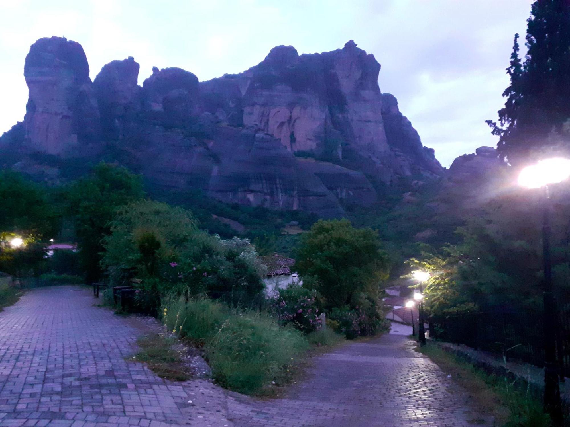 Meteora Old Town#1 Apartment กาลัมปากา ภายนอก รูปภาพ